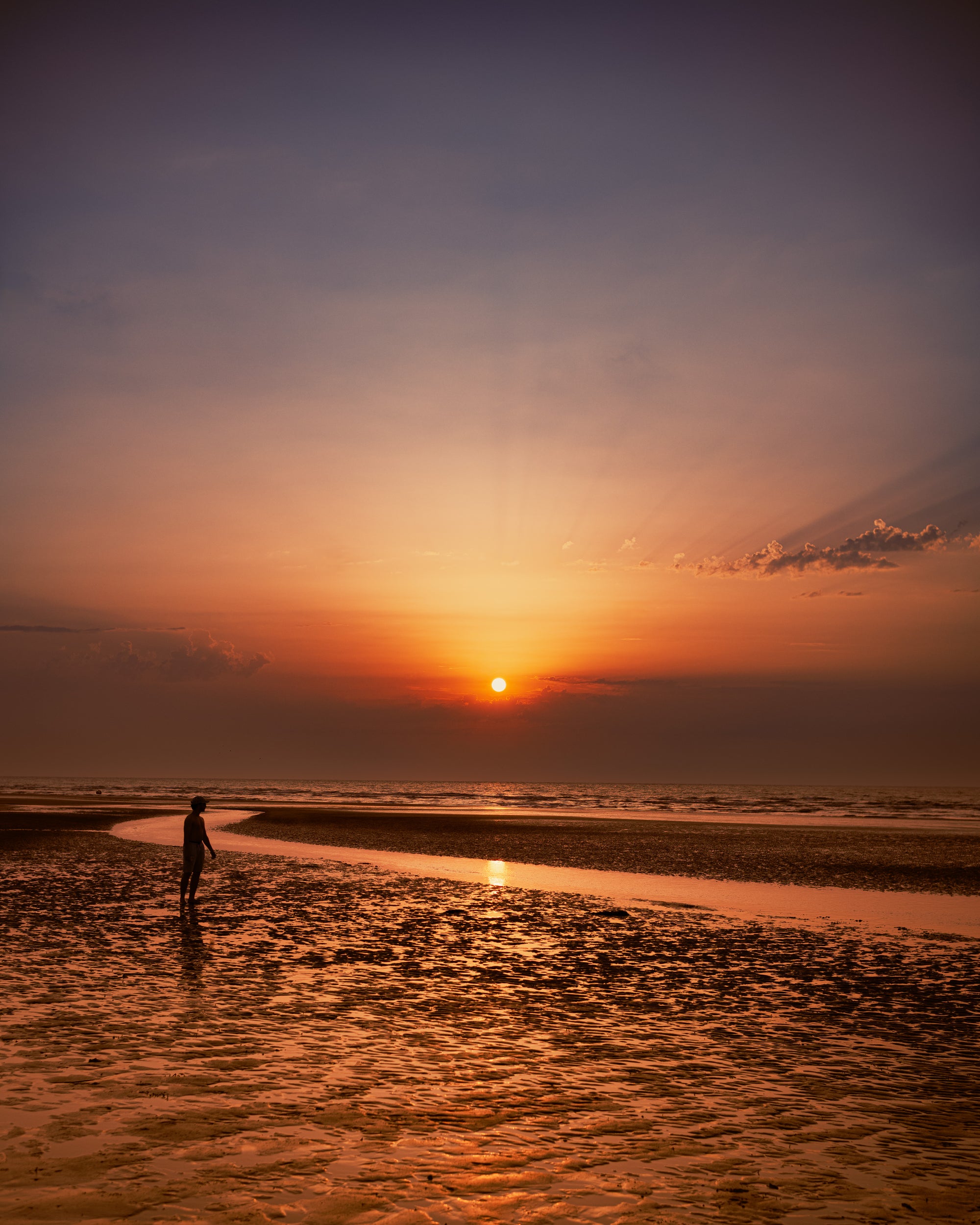 Low Tide, Last Light